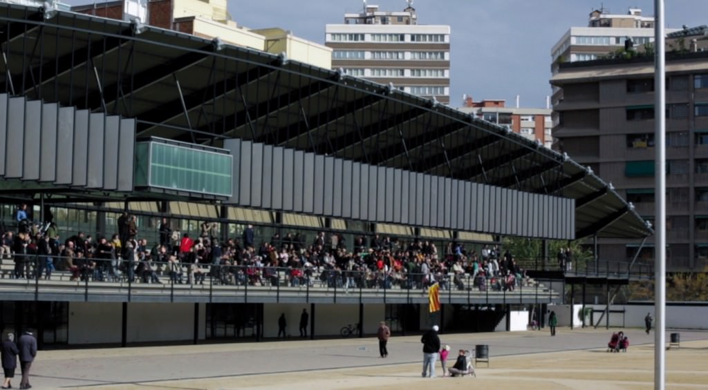 Luz Broto, Ocupar una tribuna, 2013. Imagen cedida por la Fundació Suñol.