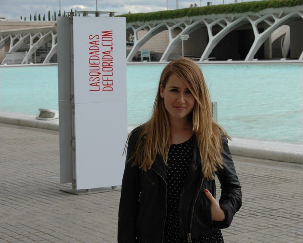 Raquel Córcoles, en el Paseo de la Ciudad de las Artes y las Ciencias. Quedadas de Florida Universitària