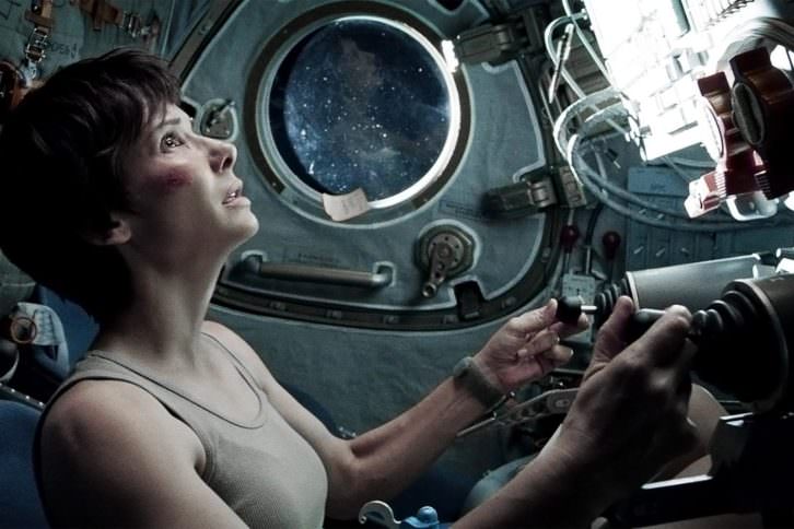 Sandra Bullock en un fotograma de Gravity, película de Alfonso Cuarón.