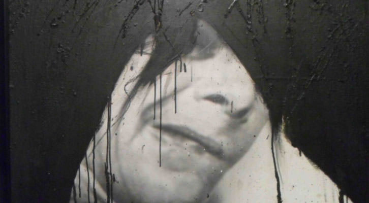 Detalle de la obra de Arnulf Rainer en la exposición 'Colección del IVAM. XXV aniversario'.