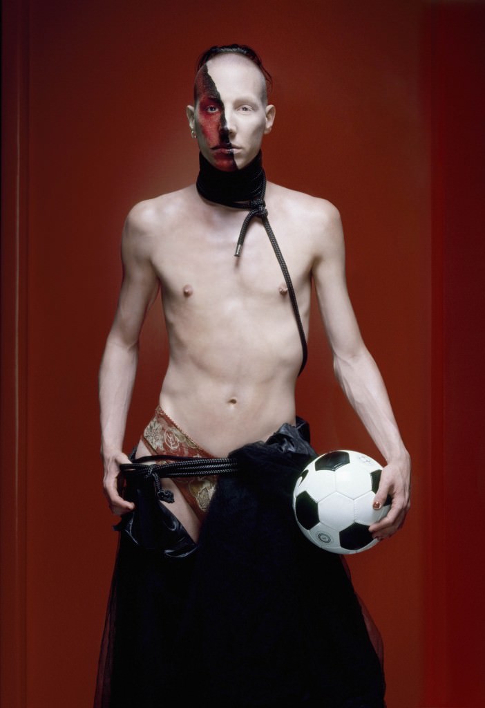 Erwin Olaf, "Rouge" (vídeo). Imagen cortesía de la Kir Royal Gallery.