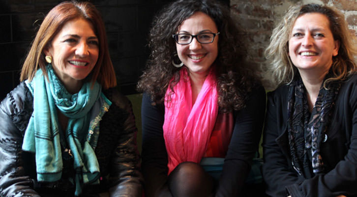 De izquierda a derecha, Teresa Legarre, Irene Ballester y Lucía Peiró. Fotografía: Consuelo Chambó.