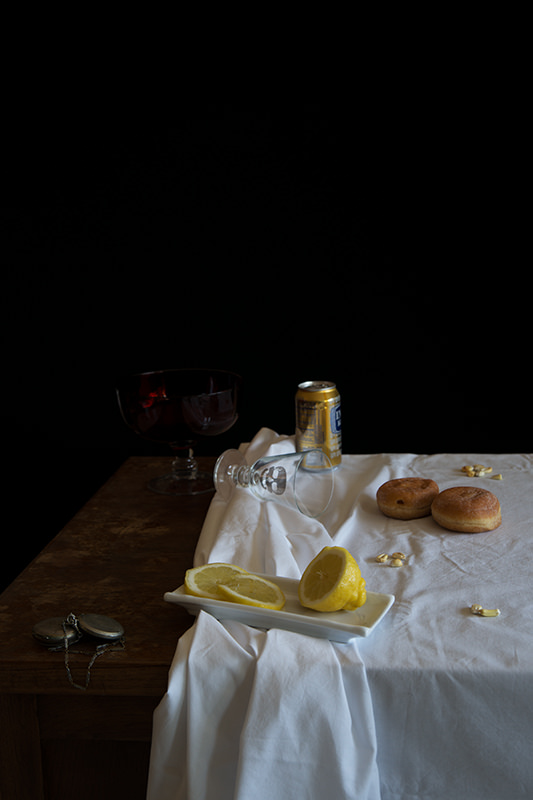 Vanessa Colareta, "Still Life: Story Behind" (Naturaleza Muerta. Fotografía). Imagen cortesía de la artista.