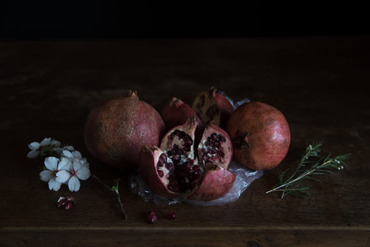 Vanessa Colareta, "Still Life: Story Behind" (Naturaleza Muerta. Fotografía). Imagen cortesía de la artista.