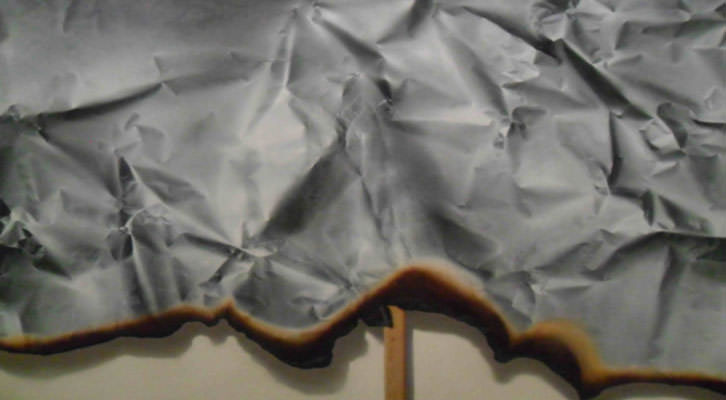 Paper cremant, de Artur Heras, en la sala Parpalló del MuVIM.