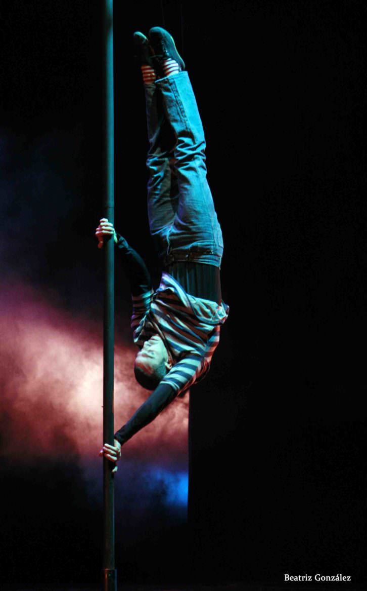 Una de las escenas de 'Viaje a la luna'. Imagen cortesía de Circo Gran Fele.