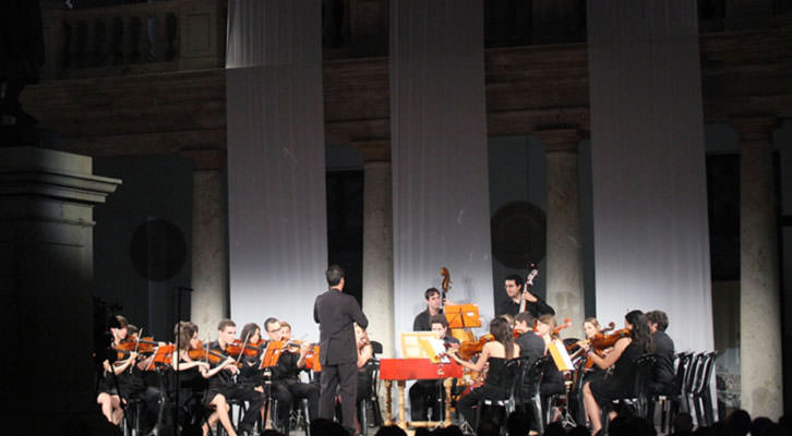 La Orquestra Filharmònica de la Universitat de València en Serenates 2013. Imagen cortesía del Centre Cultural La Nau.