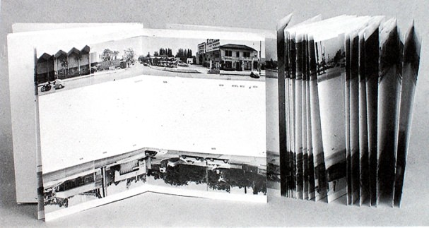 "Twenty six gasoline stations", Edward Ruscha. Imagen cortesía de José Emilio Antón