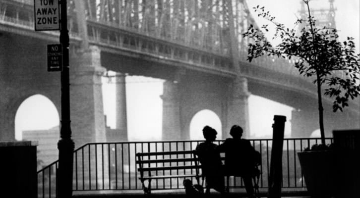 'Manhattan' de Woody Allen es una de las películas citadas en el libro 'Ciudades de cine'. Imagen cortesía de los editores.