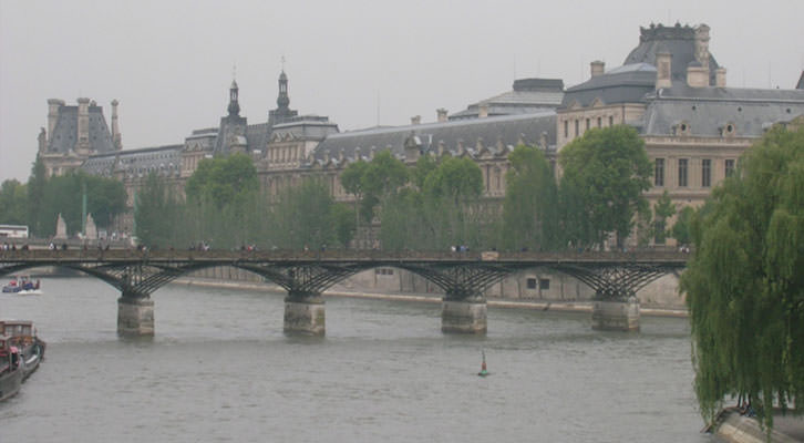 Vista panorámica de París, ciudad cuyo rastro literario sigue Miguel Herráez en su libro 'Diario de París', de la editorial Trea. 