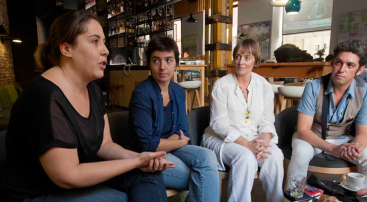 De izquierda a derecha, Marta Pina, Eva Mengual, Merche Medina y José Ramón Alarcón, durante los Desayunos Makma de Lotelito. Foto: Fernando Ruiz. 