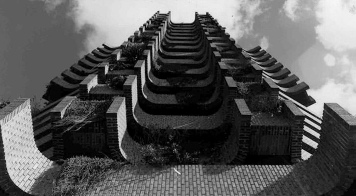 La Pagoda de Valencia, obra de Antonio Escario. Imagen cortesía de Javier Domínguez. 