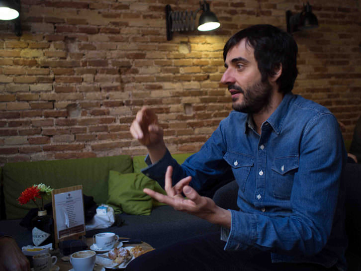 Vicente Martínez, en un momento de los Desayunos Makma de Lotelito. Fotografía: Gala Font de Mora.