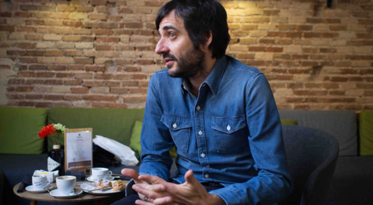 Vicente Martínez, en un momento de los Desayunos Makma en Lotelito. Fotografía: Gala Font de Mora. 