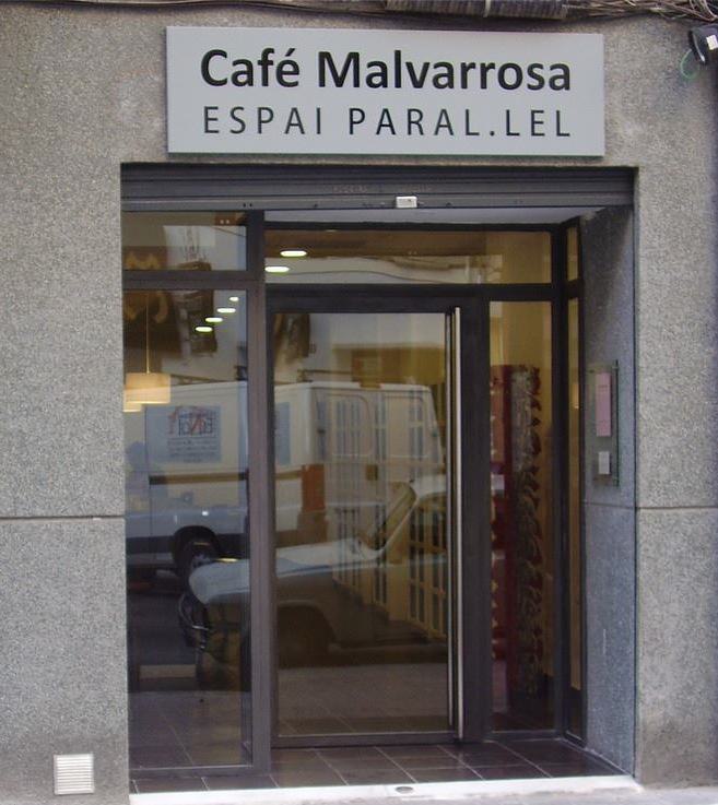 Fachada del Café Malvarrosa, en Historiador Diago. Imagen del 'face' de Café Malvarrosa Espai Paral.lel.