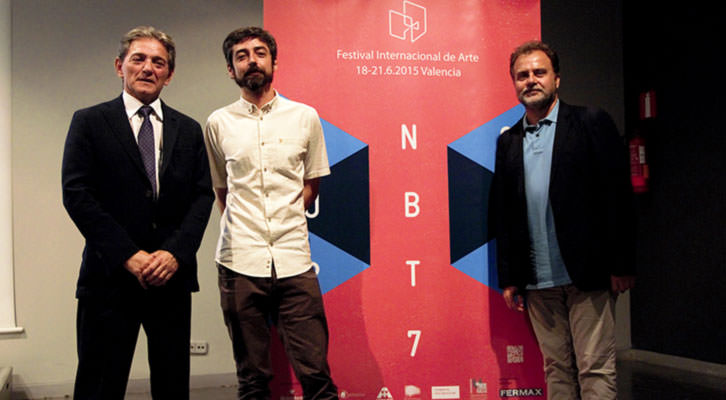 De izquierda a derecha, Alberto Maestre, Javier Marisco y Francisco Molina, en la presentación de Incubarte en el MuVIM. Imagen cortesía de la organización. 