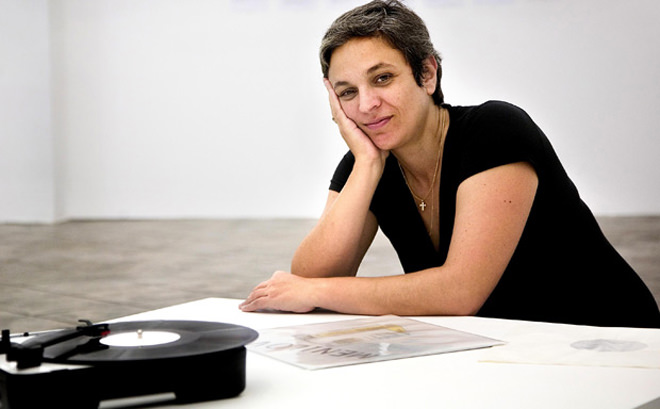 La artista, Dora García. 2011. Cortesía de Initiart Magazine.
