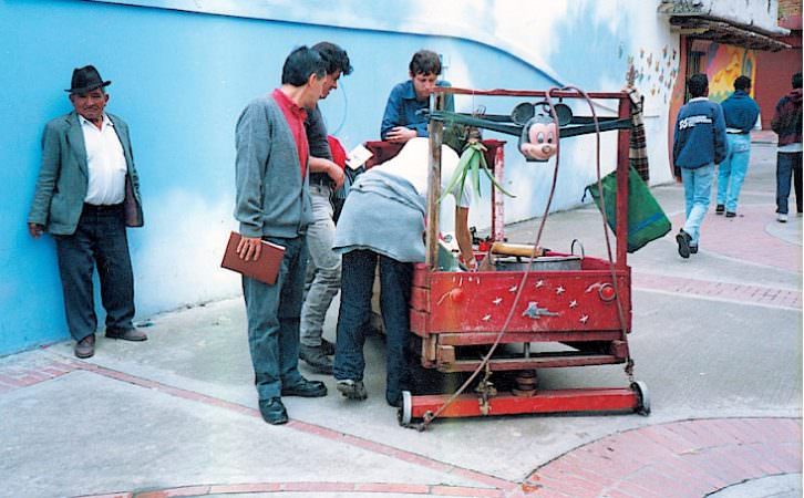 Obra de Colectivo Cambalache, en Construyendo mundos. Imagen cortesía de Fundación Chirivella Soriano. 