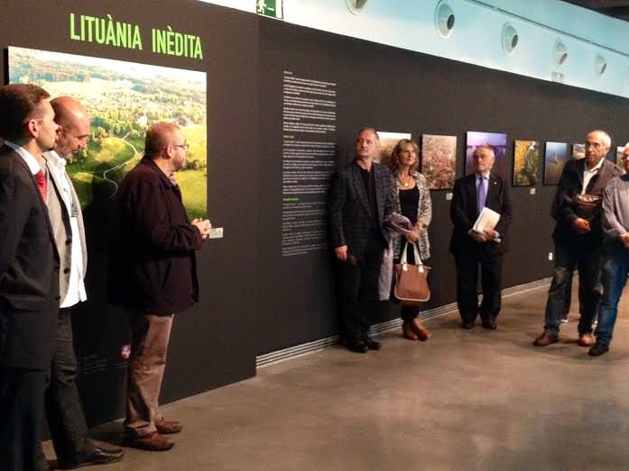 Inauguración de 'Lituania inédita', de Marius Jovaisa. Imagen cortesía del MuVIM de la Diputación de Valencia.