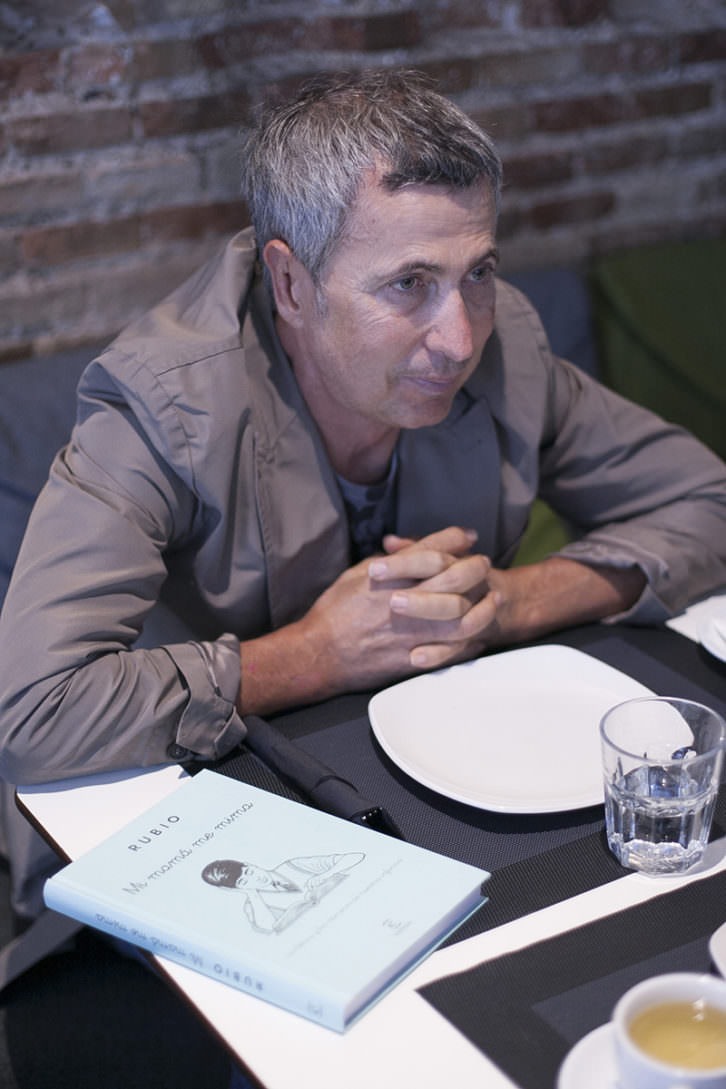 Enrique Rubio, en un momento de los Desayunos Makma en Lotelito. Fotografía: Fernando Ruiz. 