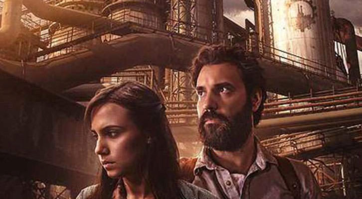 Aura Garrido y Miquel Fernández en 'Vulcania', de José Skaf. 