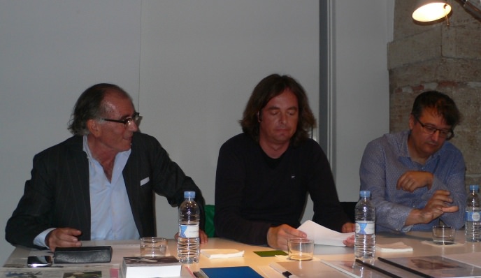 José Vicente Santaemilia, Sergio Ros y Juan Fuster durante la conferencia. Foto Sansón Carrasco.