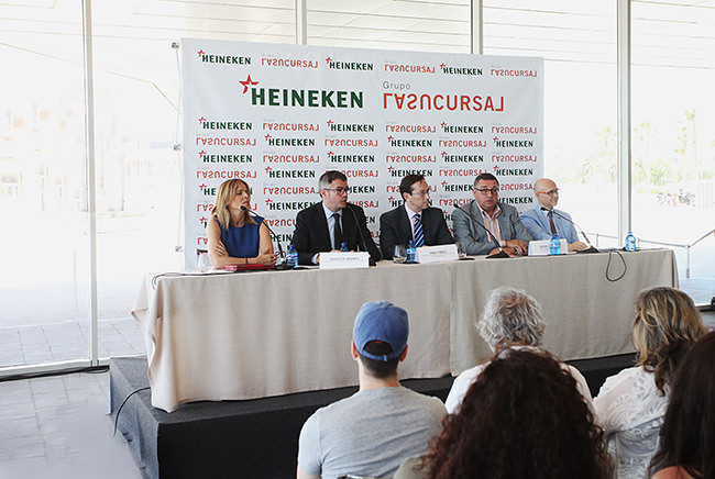Un instante de la rueda de prensa en Veles e Vents. Fotografía cortesía de la organización.