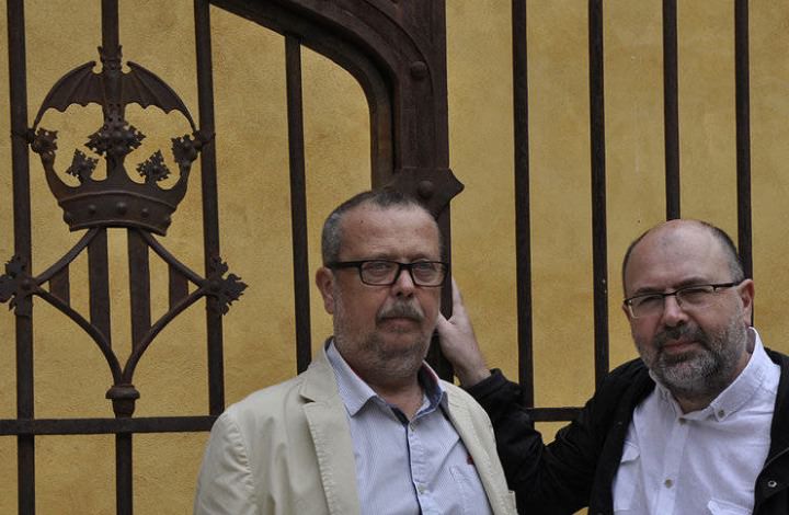 Tono Giménez (izda) y Tomás Gorria, autores de Valencia al detalle. Imagen cortesía de los autores.