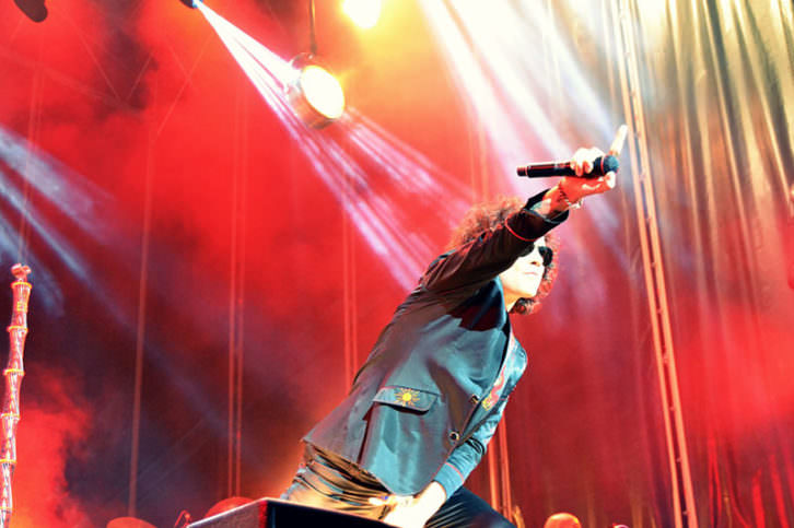 Bunbury en el concierto de la Plaza de Toros de Valencia. Fotografía: Lorena Riestra 'Malva'.