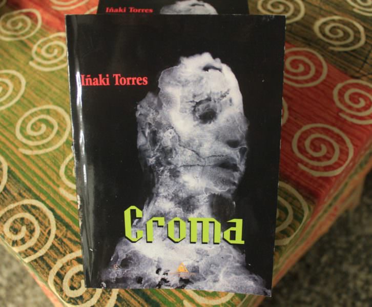 Cubierta de la novela 'Croma', de Iñaki Torres.