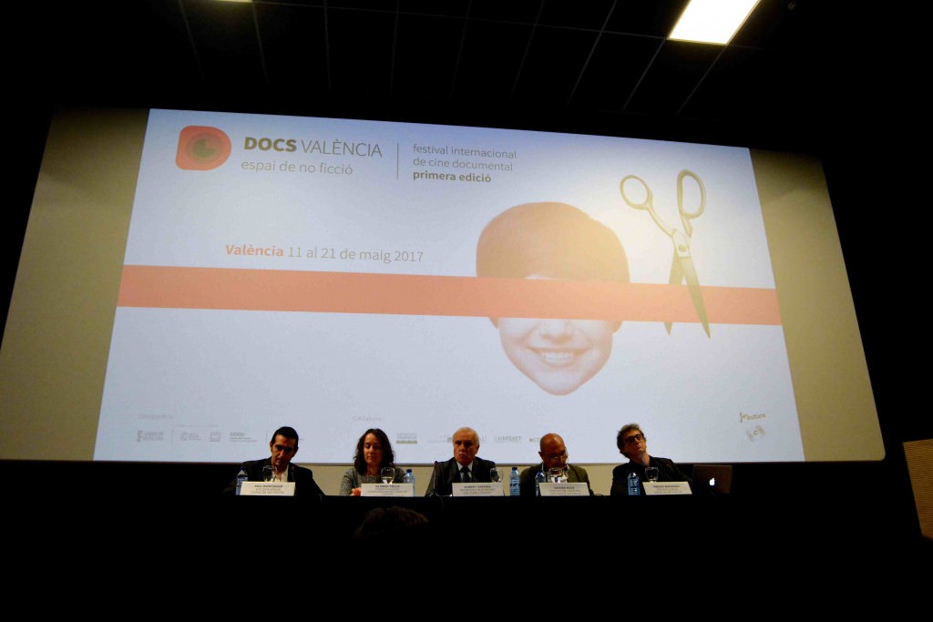 Un instante de la presentación a los medios de 'DocsValència' (de izquierda a derecha: Pau Montagud, Gloria Tello, Albert Girona, Xavier Rius y Nacho Navarro). Fotografía: Jose Ramón Alarcón.