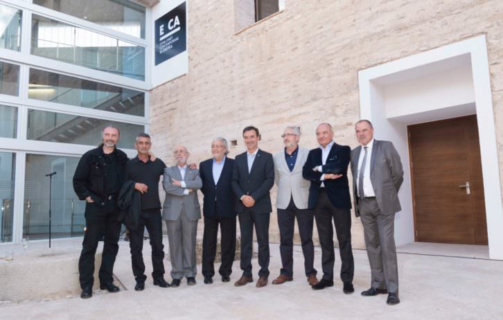 Responsables y miembros del consejo rector del Espai d'Art Contemporani El Castell. Imagen cortesía de E CA.