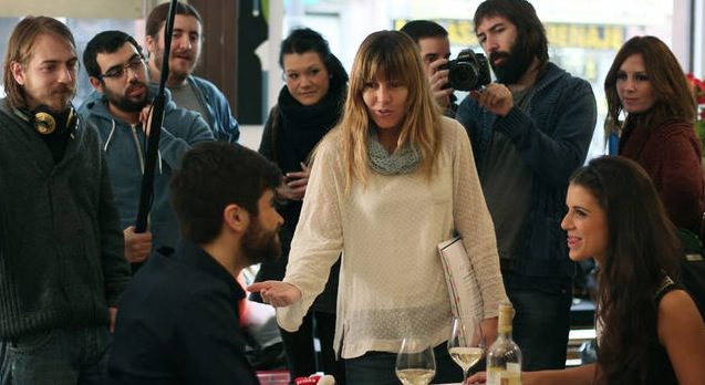 Ana Ramón Rubio durante el rodaje de 'Todos queríamos matar al presidente'. Imagen cortesía de la productora.