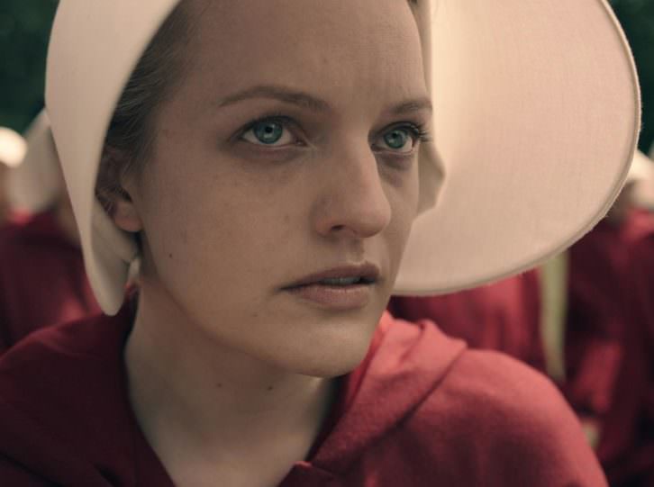 Elizabeth Moss, protagonista de la serie 'El cuento de la criada'.