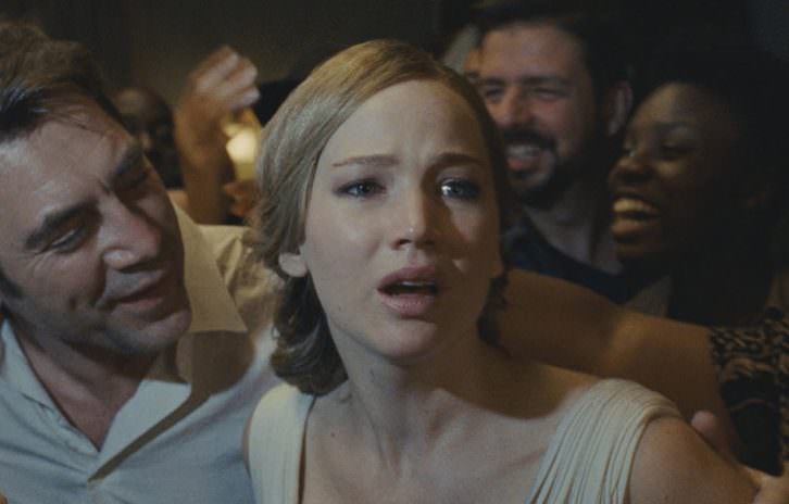 Fotograma de la película 'Mother!', de Darren Aronofsky.