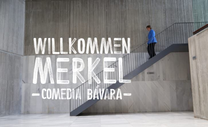 Willkommen Merkel. Imagen cortesía de Teatre El Musical.