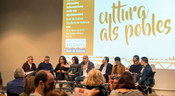 Representantes de la Diputación de Valencia en la reunión del MuVIM. Imagen cortesía de Diputación.