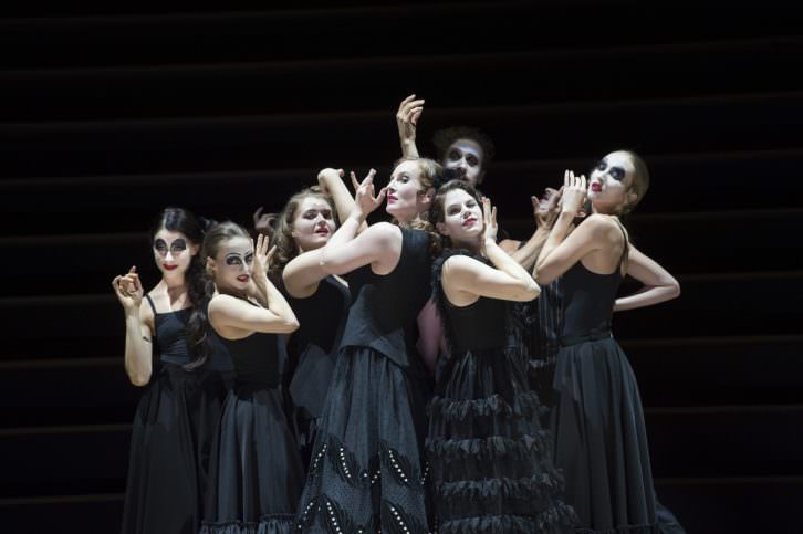Carmen, de Georges Bizet. Foto de Monika Rittershaus por cortesía de Versión Digital.