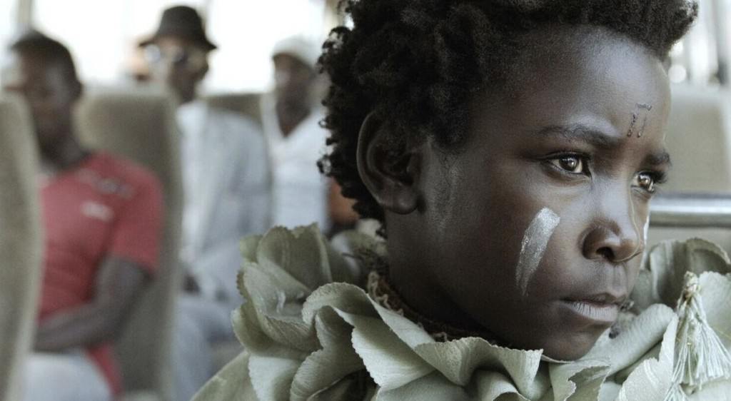 Fotograma de la película 'No soy una bruja (I'm not a witch)', de la directora zambiana Rungano Nyoni. Fotografía cortesía de FCAT.