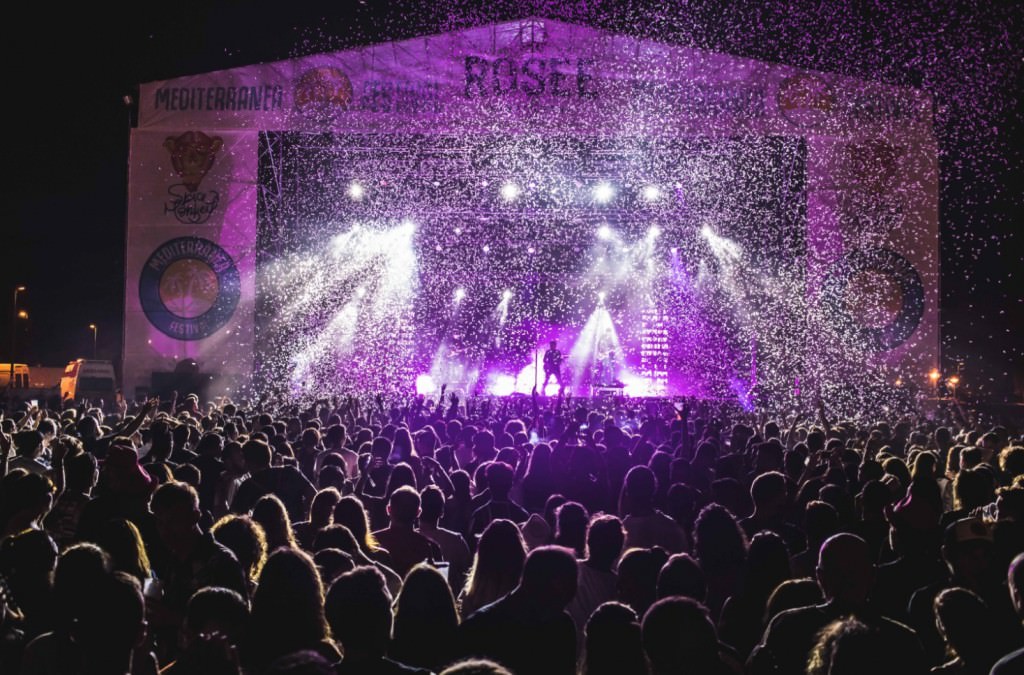 Ambiente en uno de los conciertos. Imagen cortesía de Mediterránea Festival