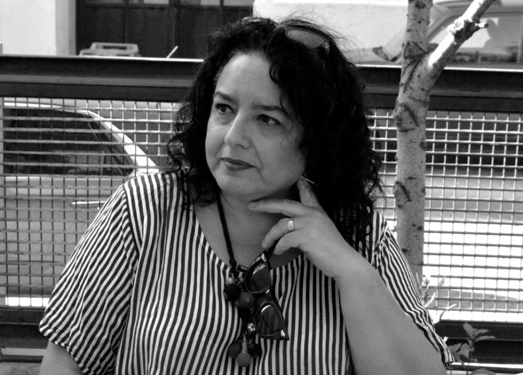 Begoña Martínez, responsable de la Galería Aural, en un momento de los Desayunos Makma. Foto: Merche Medina.