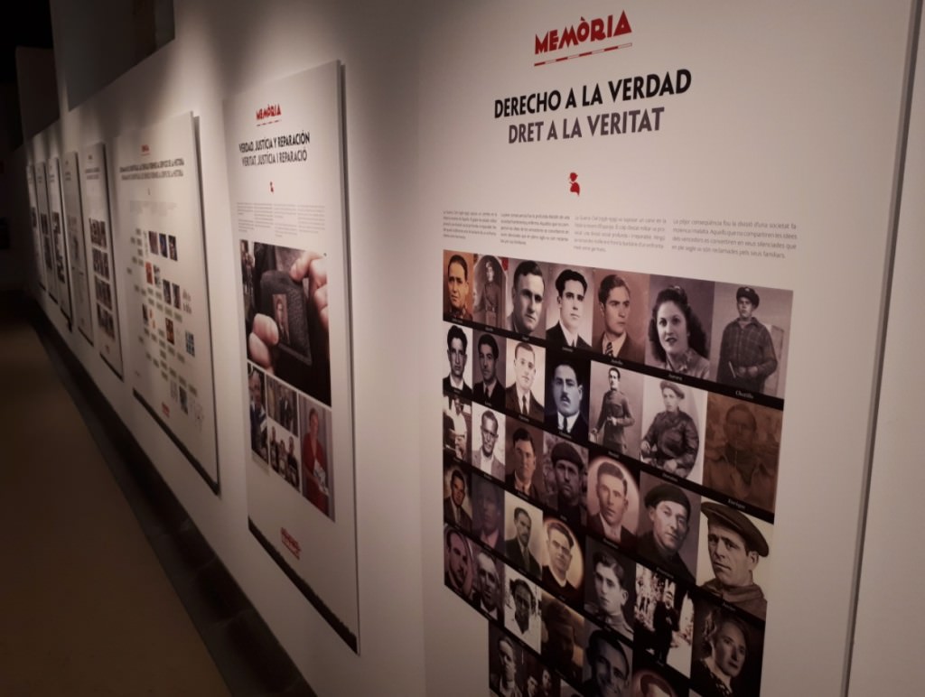 Vista de la exposición 'Exhumando el silencio', en el Palau de Cerveró.