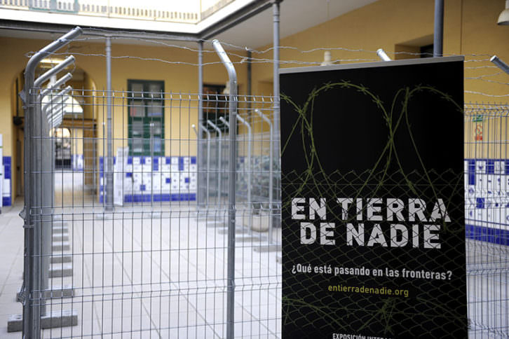 Vista de la exposición 'En tierra de nadie'. Imagen cortesía de La Beneficència.