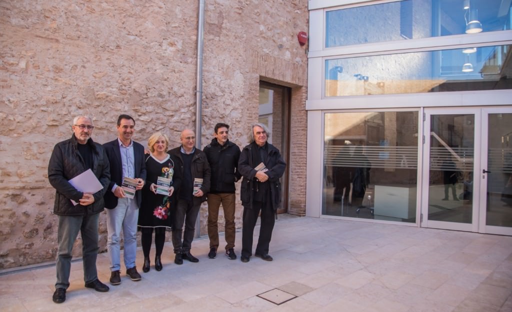 De izda a dcha, Paco Caparrós, Robert Raga, Alicia Ventura. Imagen cortesía del E CA de Riba-Roja.