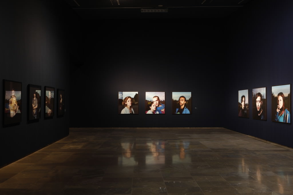Vista de la exposición 'Mil noches y una noche', de Jesús Madriñán. Imagen cortesía del Centre del Carme.