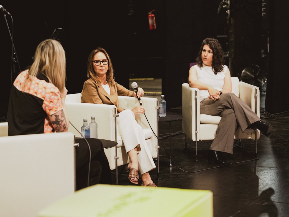 María Dueñas. Lidia García. Fronteras València