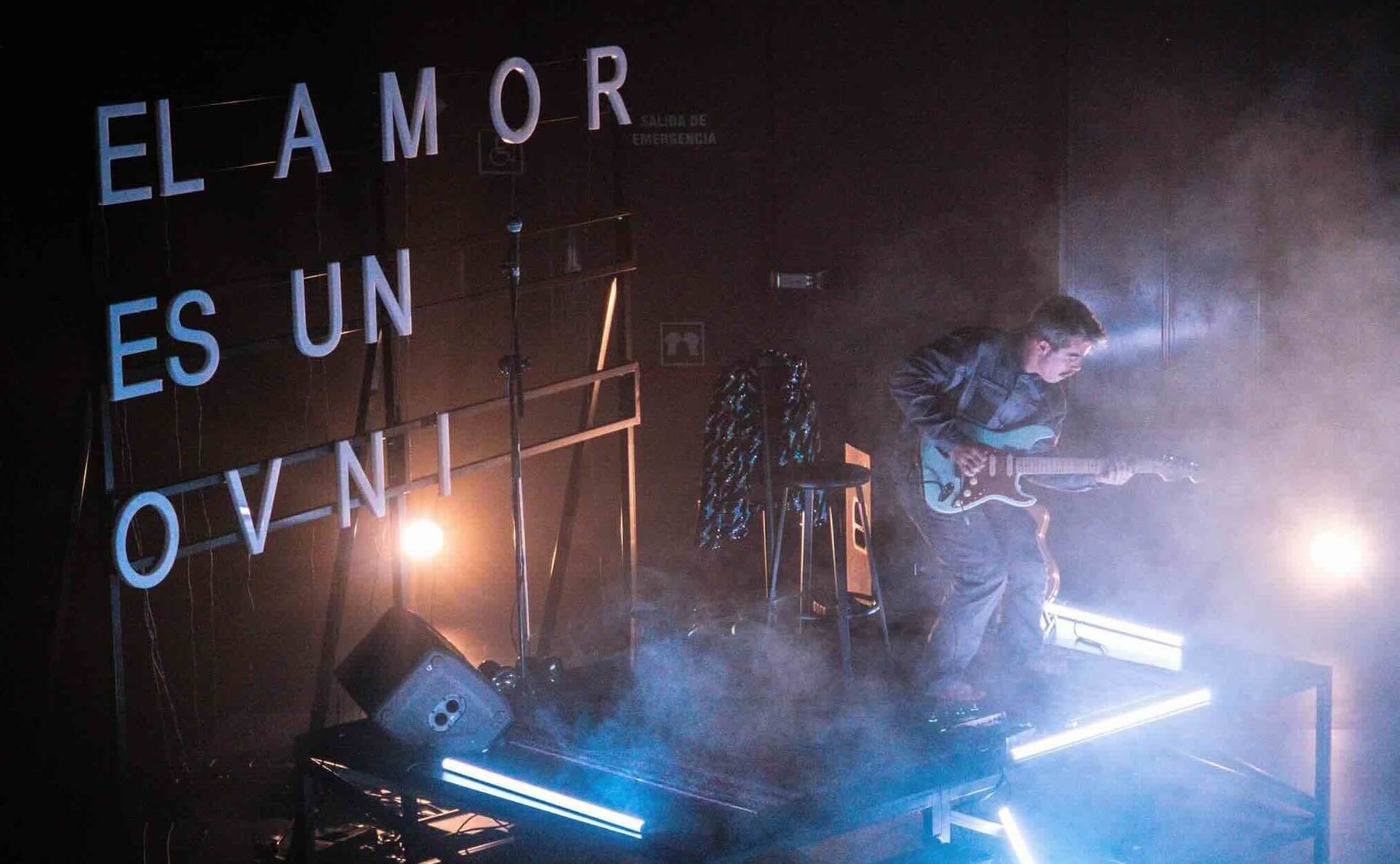 Vendrán los alienígenas y tendrán tus ojos. María Velasco. Teatre Rialto