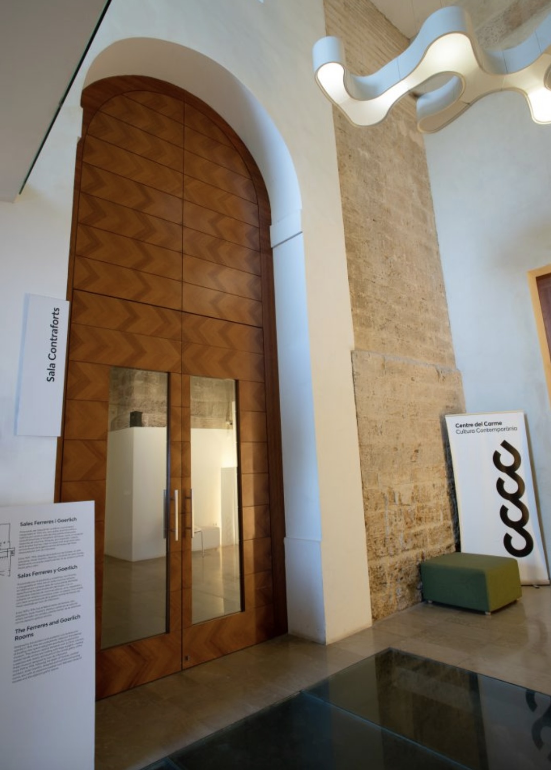 Sala Contrafuertes. Centre del Carme. La Multikanal