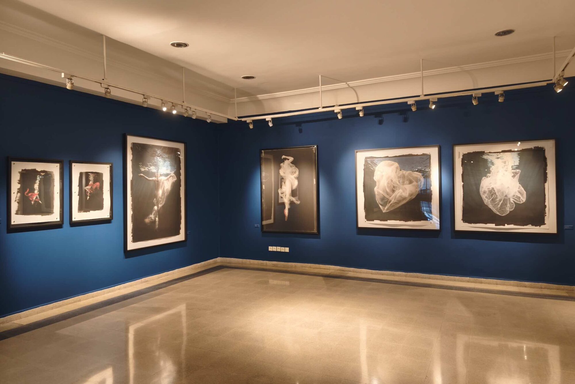 'El mar que somos'. Isabel Muñoz. Galería Cervantes. Instituto Cervantes de Tánger. Photo Tanger