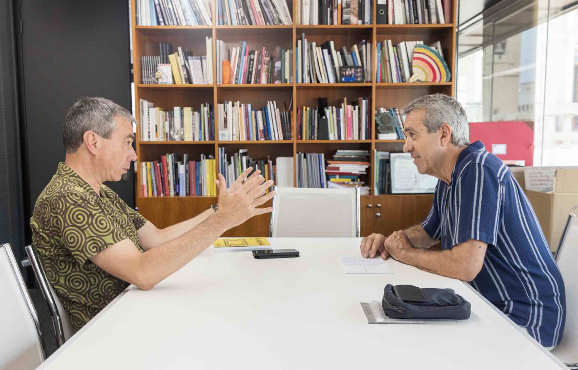 Albert Moncusí, en su despacho en La Nau, durante la entrevista con Salva Torres. Foto: Fernando Ruiz.